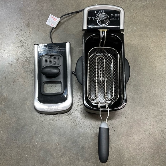 Farberware Stainless Steel 2.5L Deep Fryer - Picture 3 of 11